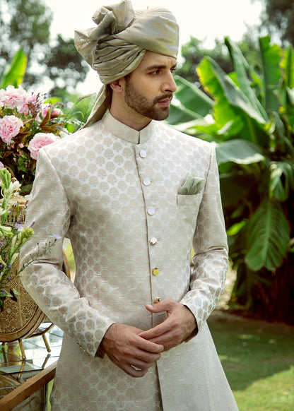 Erce Sherwani